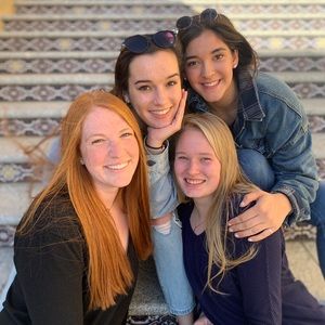 Meet your Posher, Alyssa